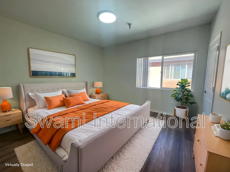 5010 S Figueroa St — Photo 3