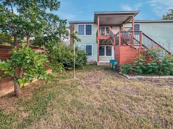 5700 Glen Meadow Dr #B — Photo 1