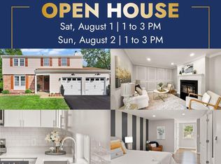 408 Cherry Ln NE, Leesburg, VA 20176