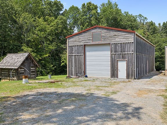 80th image of 1374 Peter Pond Rd