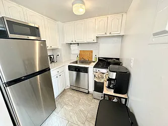 Rented by J PRESTON AND ASSOCIATES INC