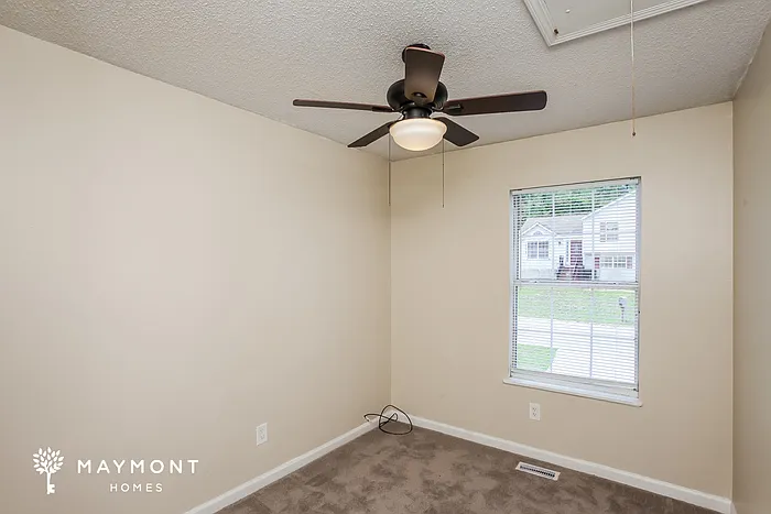 225 Orchard Hill Dr — Photo 8