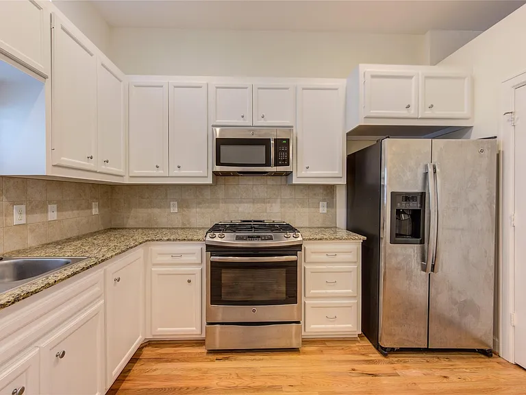 2710 Hullsmith Dr #402 — Photo 10
