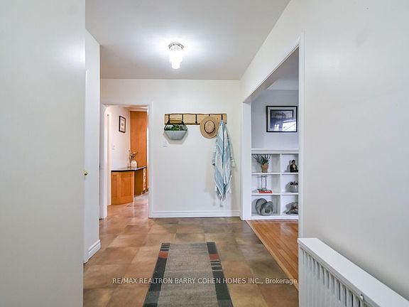 3rd image of 62 Letitia St