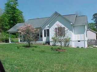 404 Ivy Ridge Ct, Lenoir, NC 28645