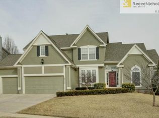 12313 Gillette St, Overland Park, KS 66213