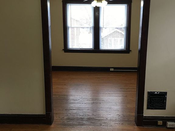 3rd image of 4612 Quincy St APT 2W