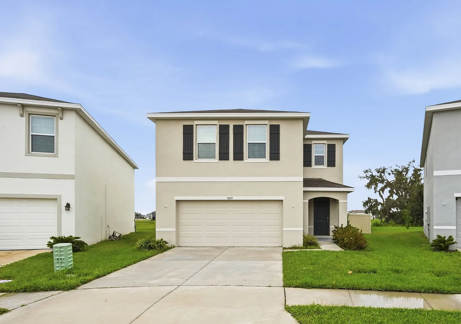 Freshly Updated 4-Bedroom Home in Avalon Park West Move-In Ready! — Photo 1
