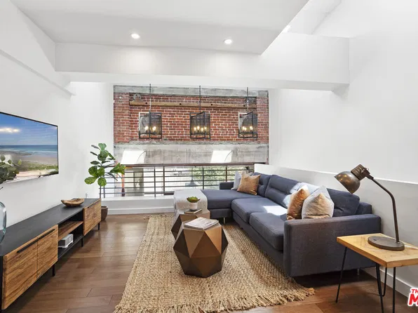 940 E 2nd St APT 17, Los Angeles, CA 90012