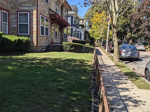 Front of house looking down Aldworth Street.