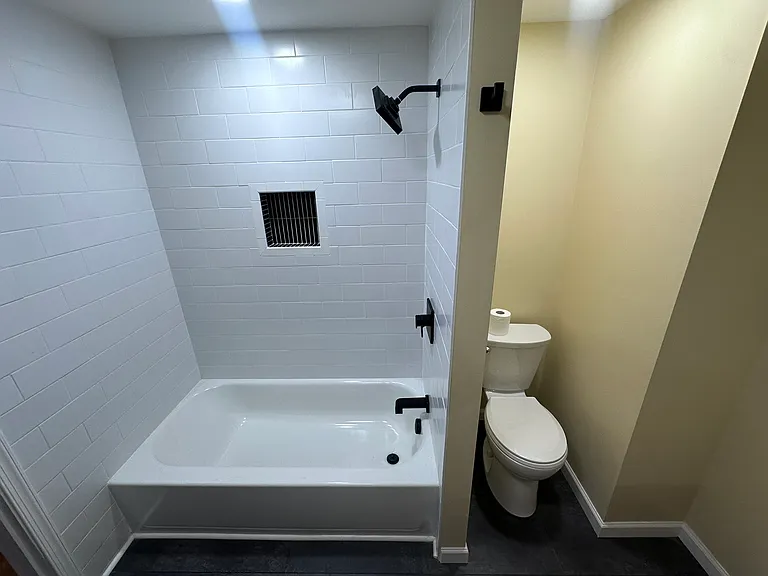 1538 Clearview St — Photo 16