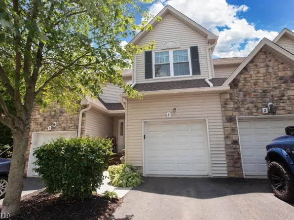 4 Dewitt Ln, Hillsborough Twp., NJ 08844