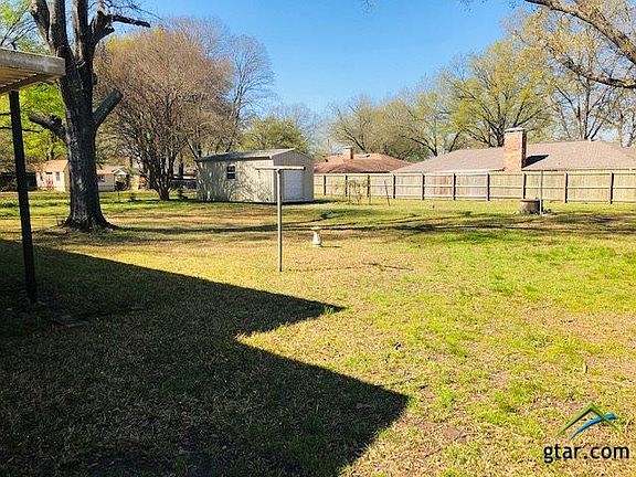 3rd image of 8125 Karen Dr