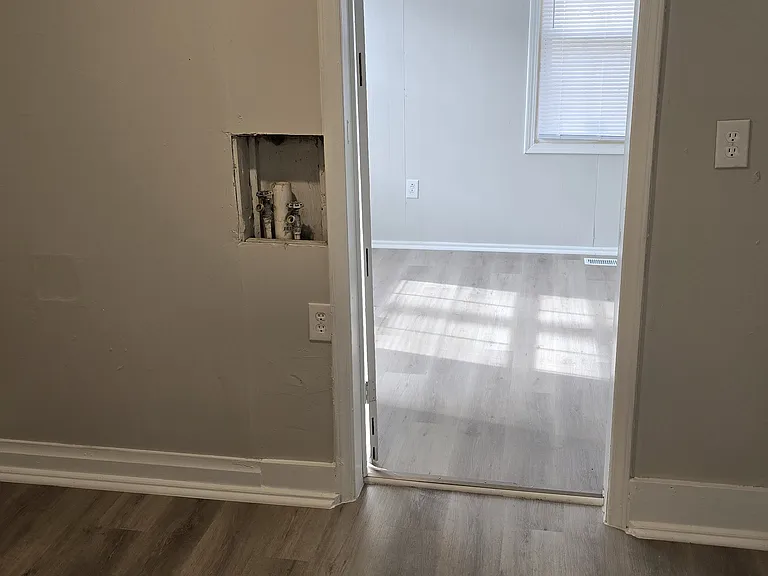 207 Maple Ln — Photo 14