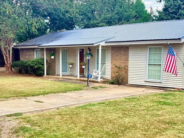 502 Kelli Ave, Belzoni, MS 39038
