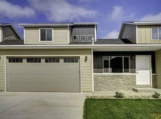 324 Bear Tooth Dr, Box Elder, SD 57719
