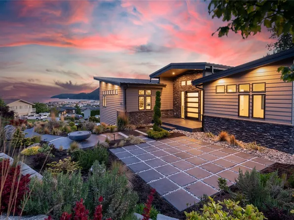 5102 Sterling Drive, Anacortes, WA 98221