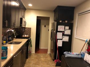 82 Lincoln Ave, Brooklyn, NY 11208