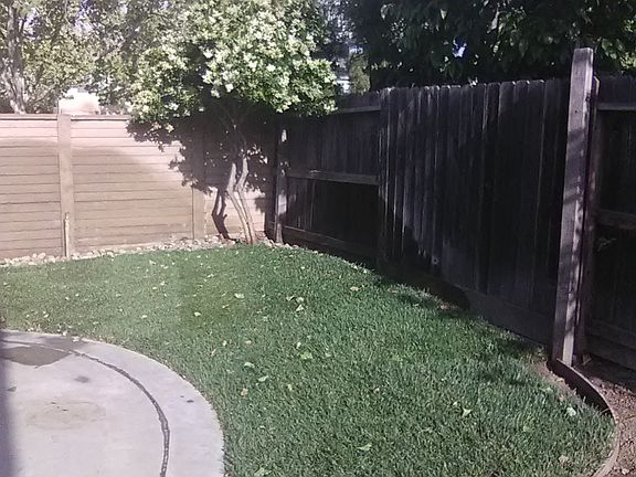 3rd image of 4906 Moorcroft Cir