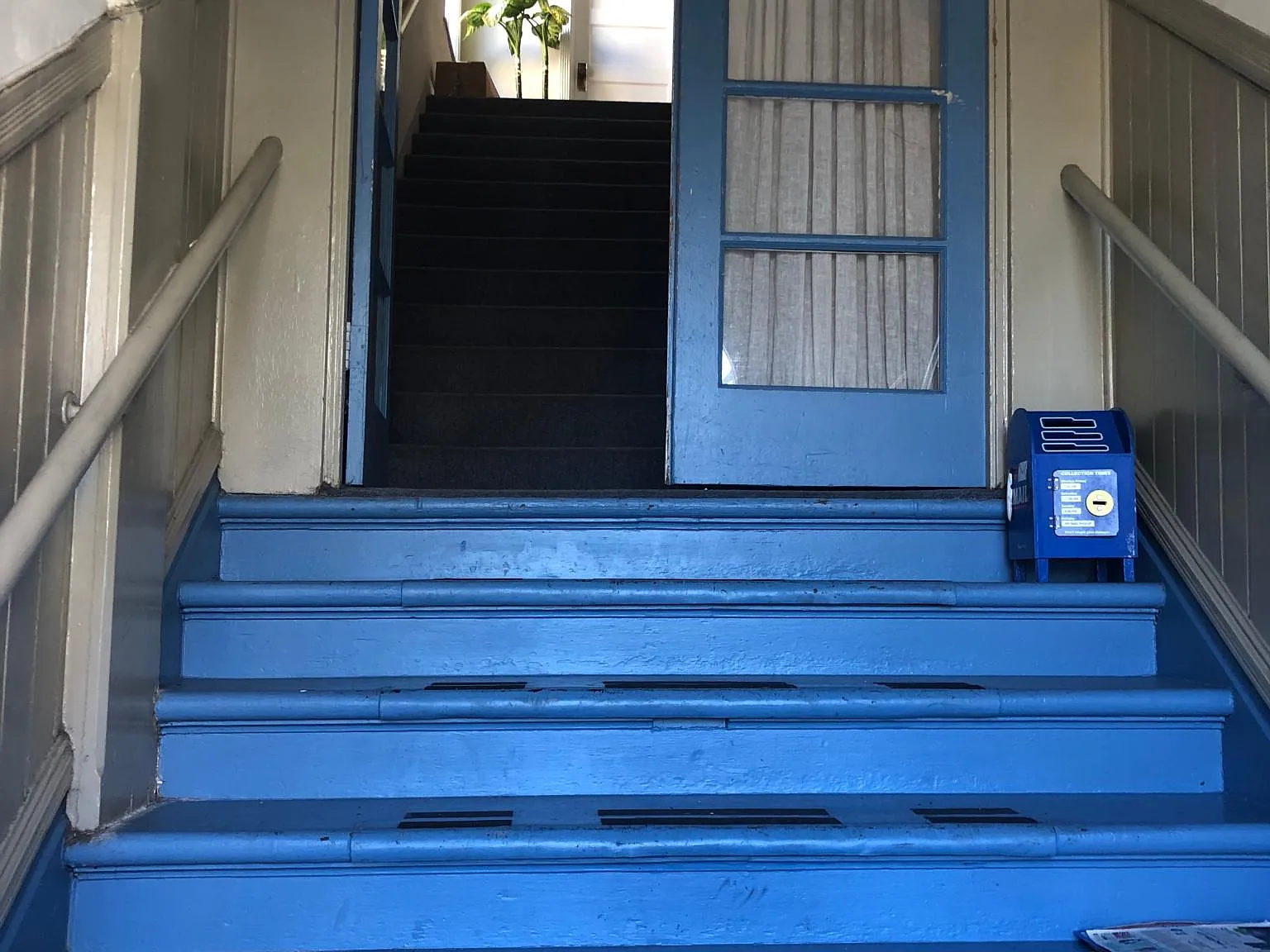 2110 Ashby Ave — Photo 3