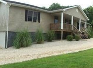 296 Witt Rd, Eldon, MO 65026
