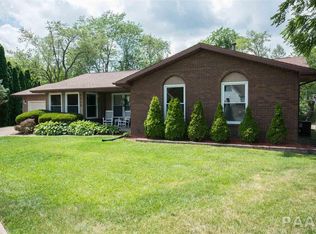 2829 W Briarcliff Ln, Peoria, IL 61604