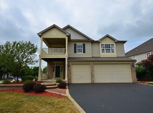 1367 Danhof Dr, Bolingbrook, IL 60490