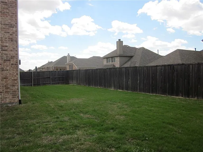 13951 Veranda Ct — Photo 32