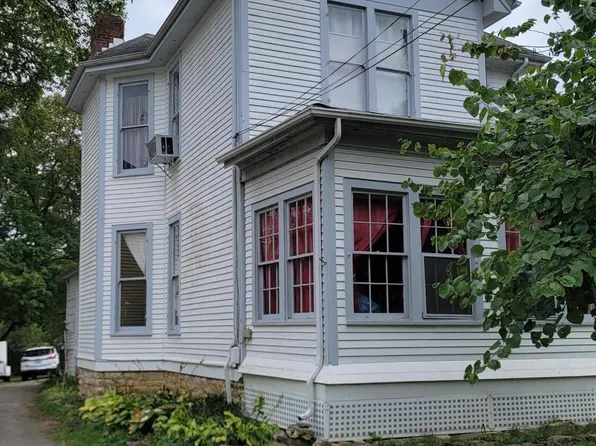 128 High St, Versailles, KY 40383