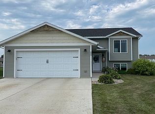 405 Willow St, Aurora, SD 57002