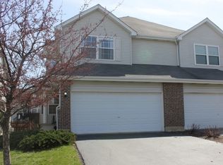 547 N Frieh Dr, Romeoville, IL 60446