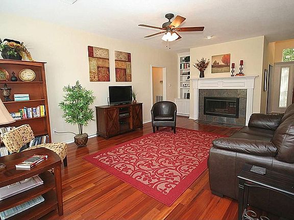 5th image of 6403 Brobeck Ct