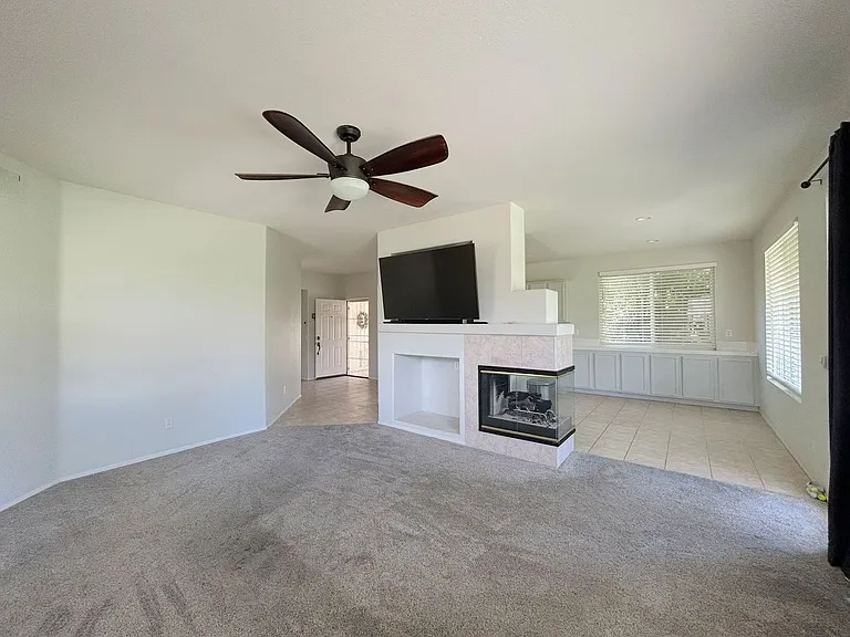 5793 Orange Tree Ave — Photo 4