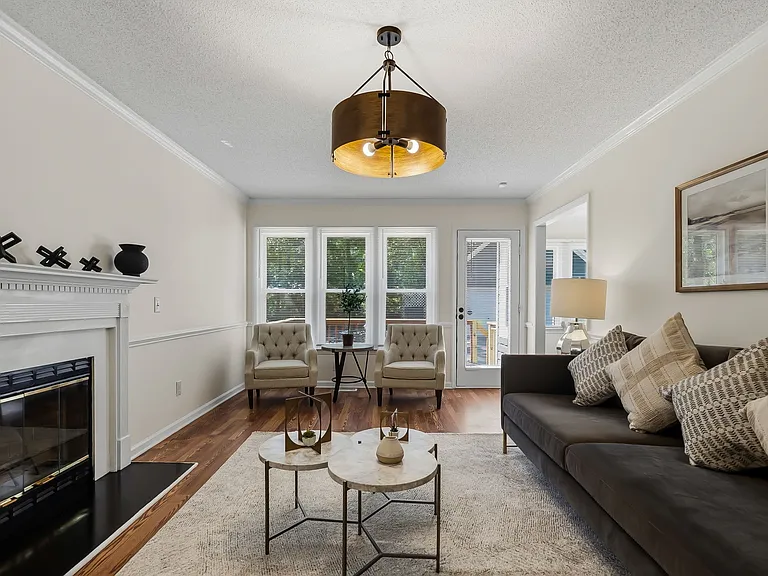401 Redpath Dr — Photo 12