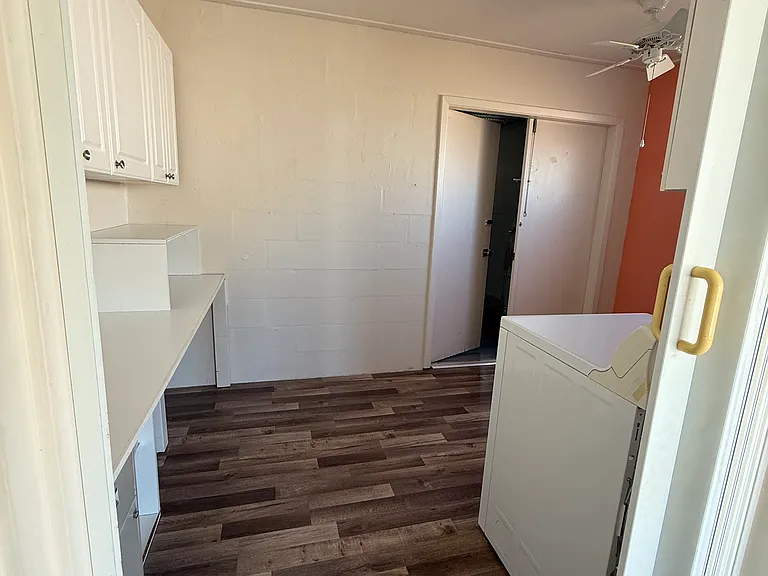 1807 Haverford Ave — Photo 16