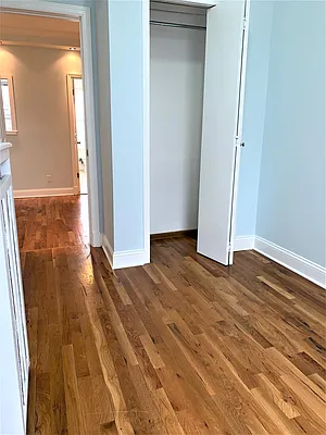 Rented by RealTegrity NY LLC | media 10