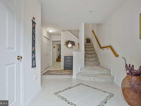 5th image of 224 Tilden Way #224