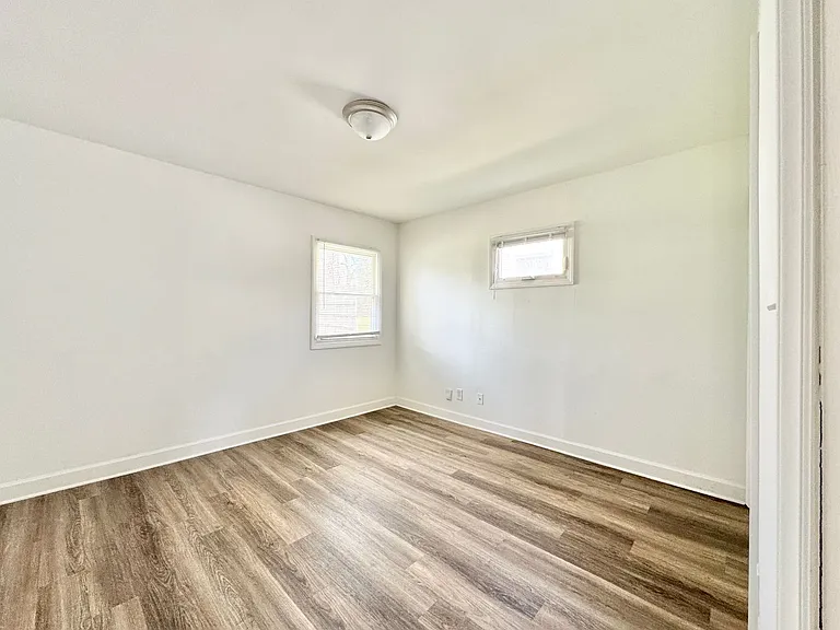1509 Park Ave — Photo 9