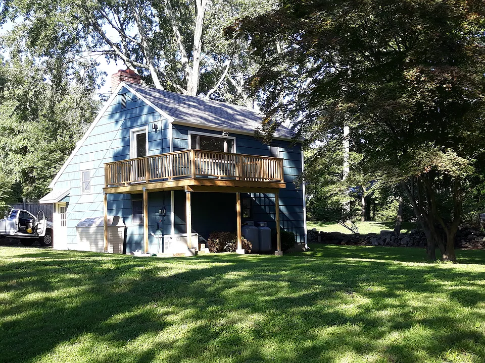 159A Compo Rd S