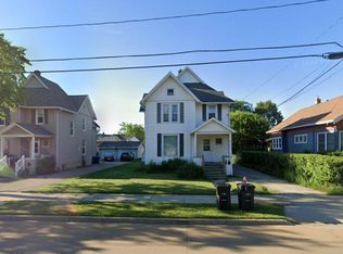 214 E New York Ave #A, Oshkosh, WI 54901