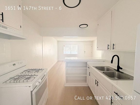 5th image of 1651 W 147th St #6