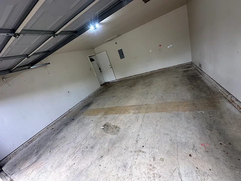 7994 Wayside Trl — Photo 13