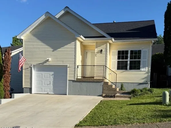 4118 Willowview Blvd, Louisville, KY 40299