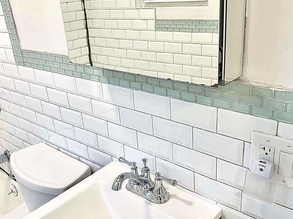 5th image of 868 Woodward Ave APT 4C