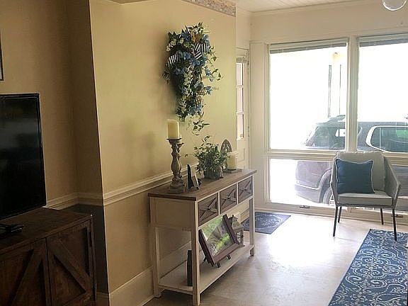 Sunroom & side entrance