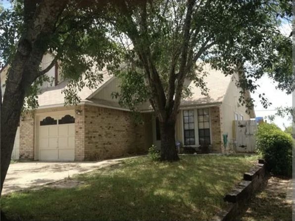 1231 Orchard Park Cir
