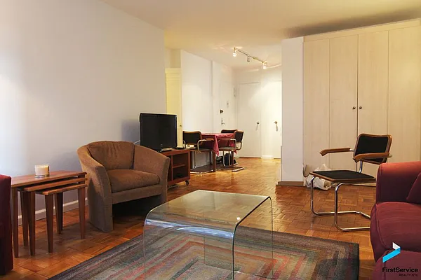 Rented by FirstService Realty (legacy) | media 11