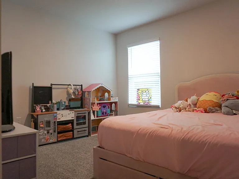 4703 Airmen Dr — Photo 11