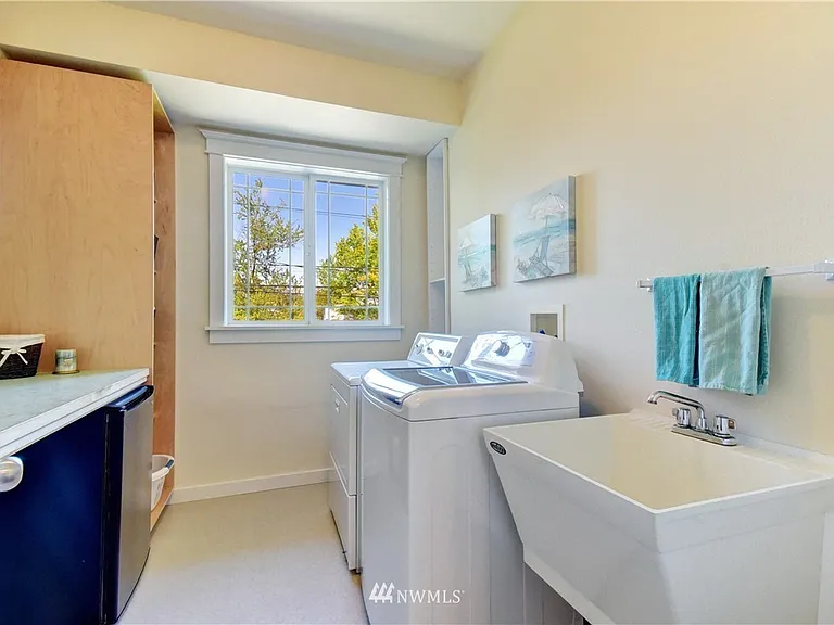 12560 Ashworth Ave N — Photo 15