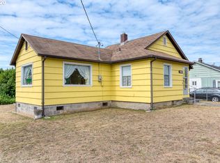 3488 Chester St, North Bend, OR 97459